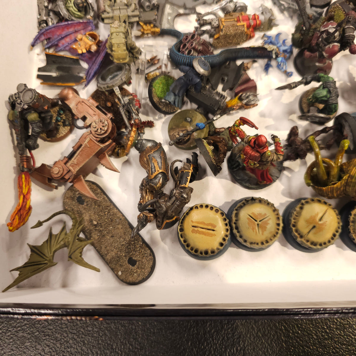 Random Bits Box - Monsters, Wings and Mixed Miniatures - contents view 6