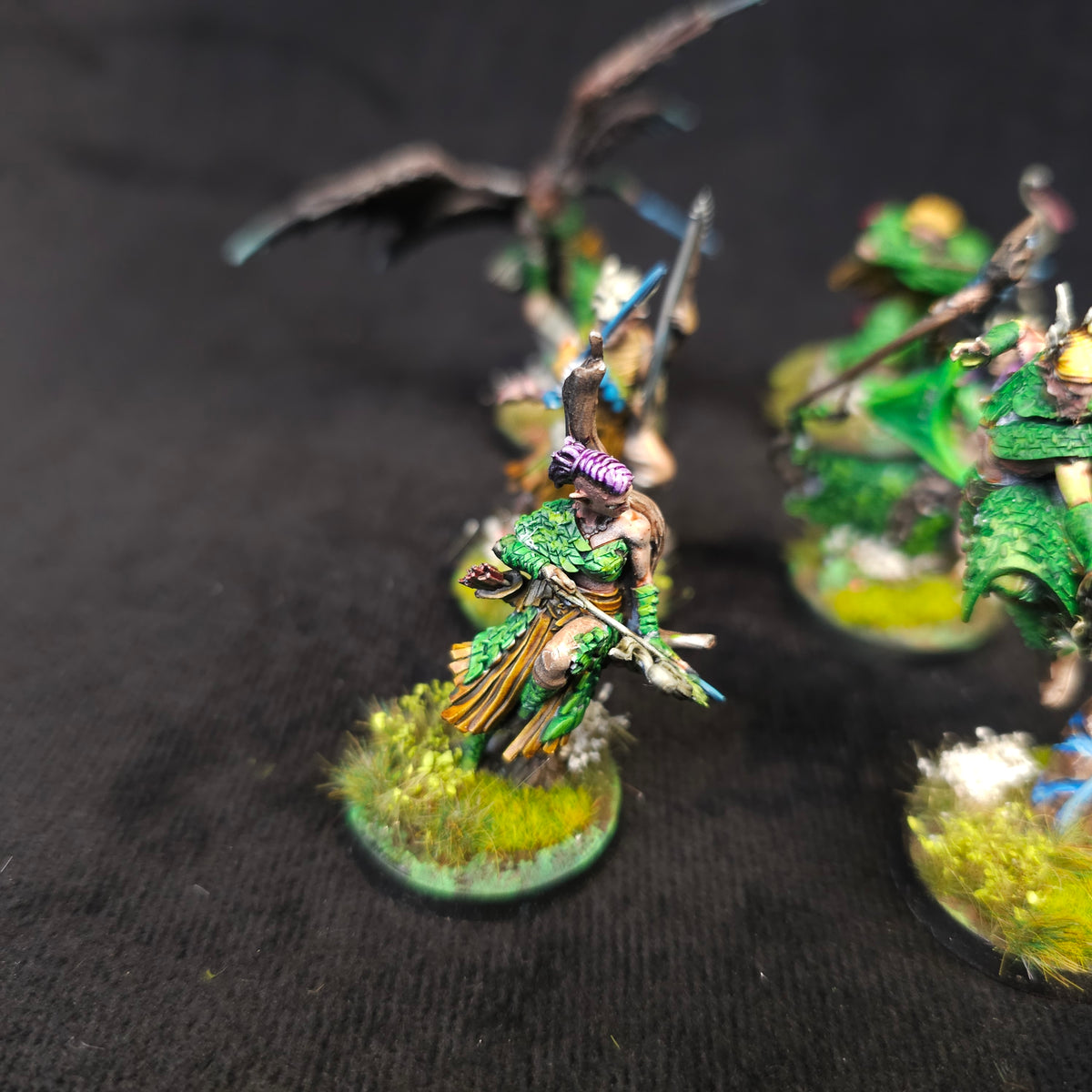 Redleaf Elves — detail or alternate view 3