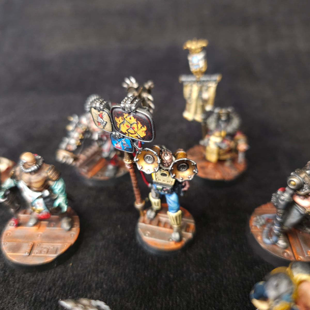 Necromunda Guild Allies and Hangers-on - detail or alternate view 5