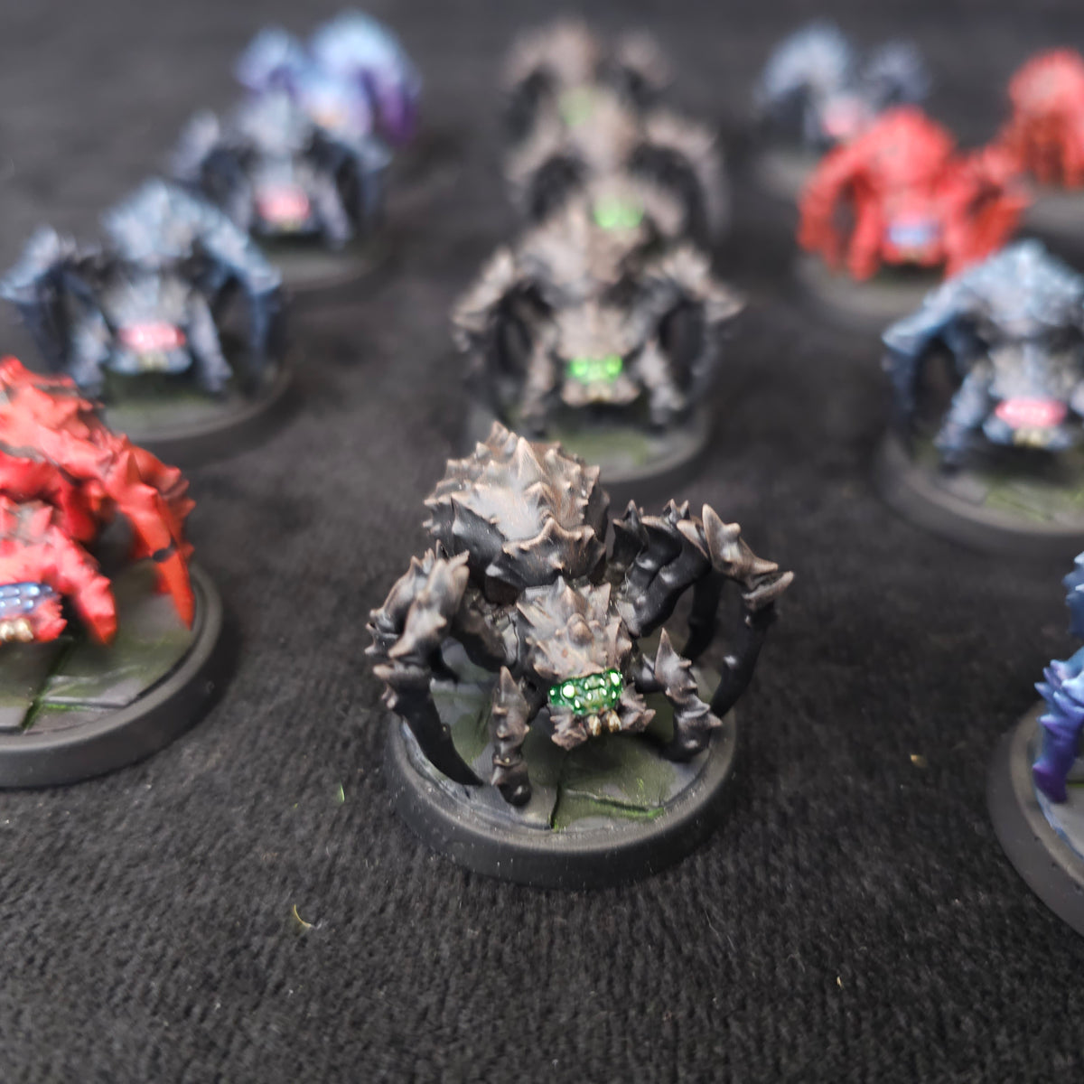 Bloodfields - Everdark Spiderlings - Painted D&D Spider Swarm - detail and alternate view 1