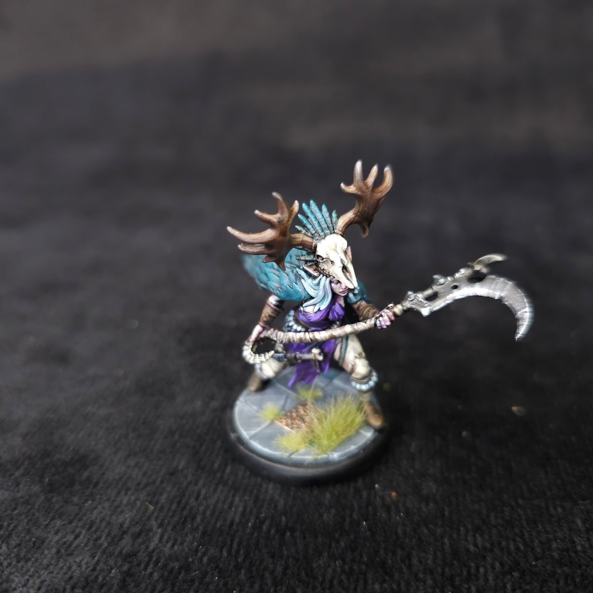Bloodfields - Antlered Shaman with Scythe - Painted D&D Druid - full lot overview
