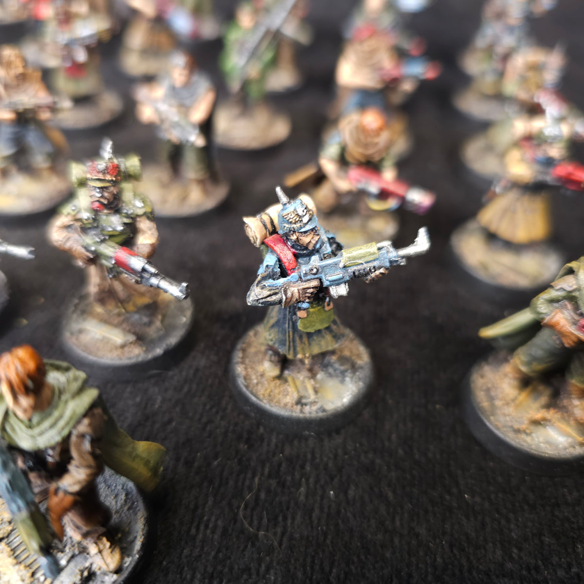 Victoria Miniatures - Painted Sci-Fi Soldiers - Mixed Regiment Infantry - detail and alternate view 2