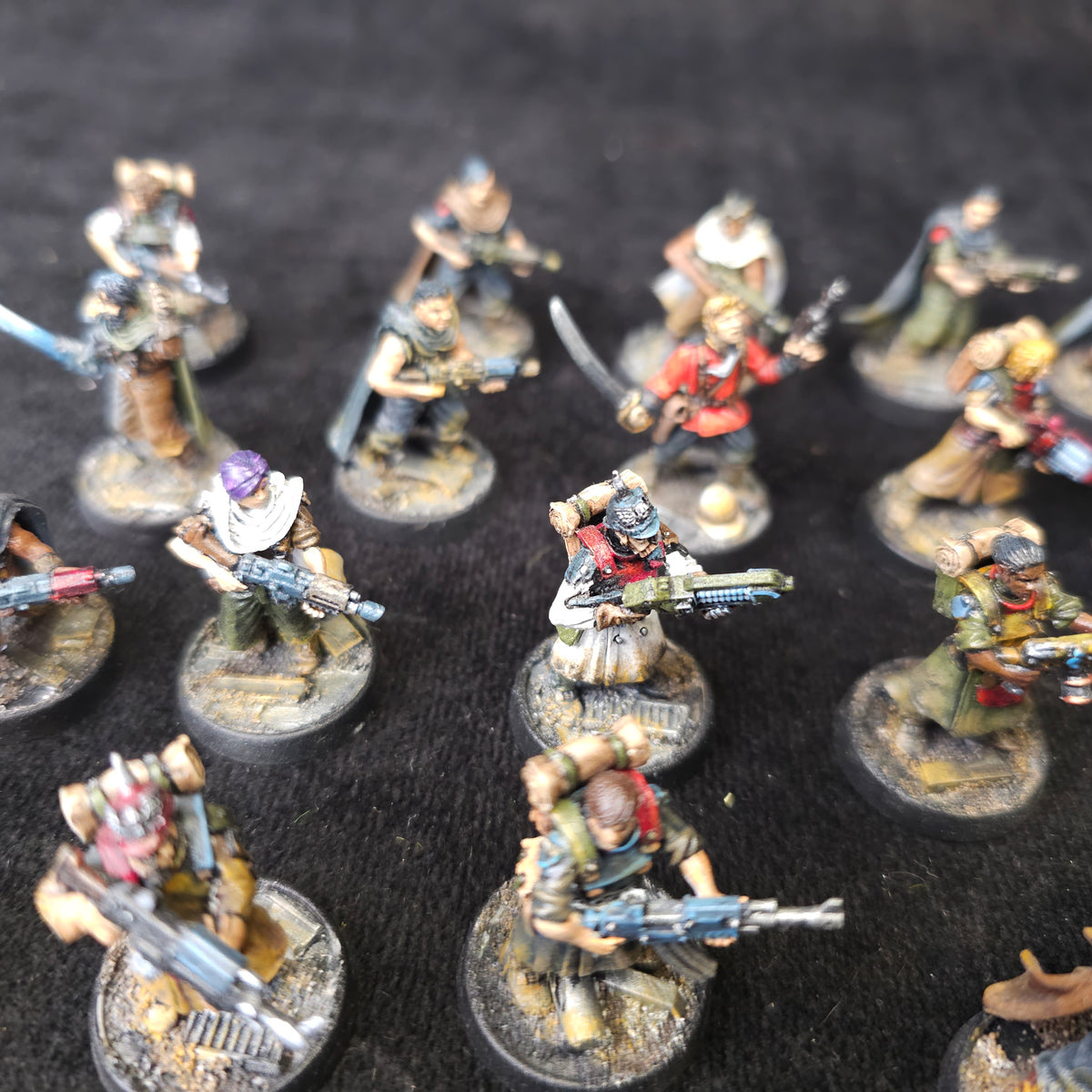 Victoria Miniatures - Painted Sci-Fi Soldiers - Mixed Regiment Infantry - detail and alternate view 4