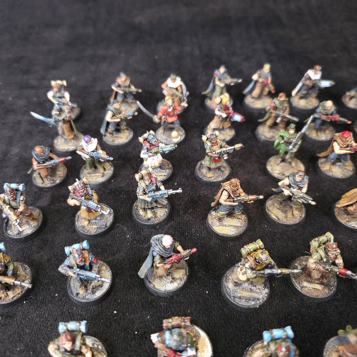 Victoria Miniatures - Painted Sci-Fi Soldiers - Mixed Regiment Infantry - detail and alternate view 6