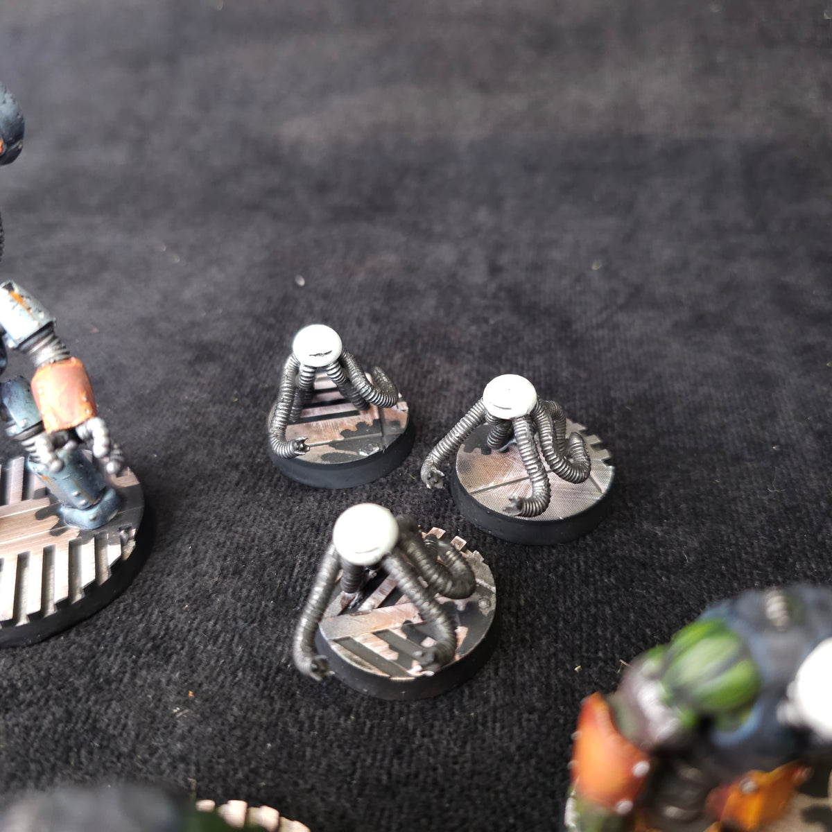 Iron Men - Industrial Battle Robots and Drones - MWG Campaign - detail and alternate view 2