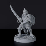 Elf Male Fighter with Greatsword