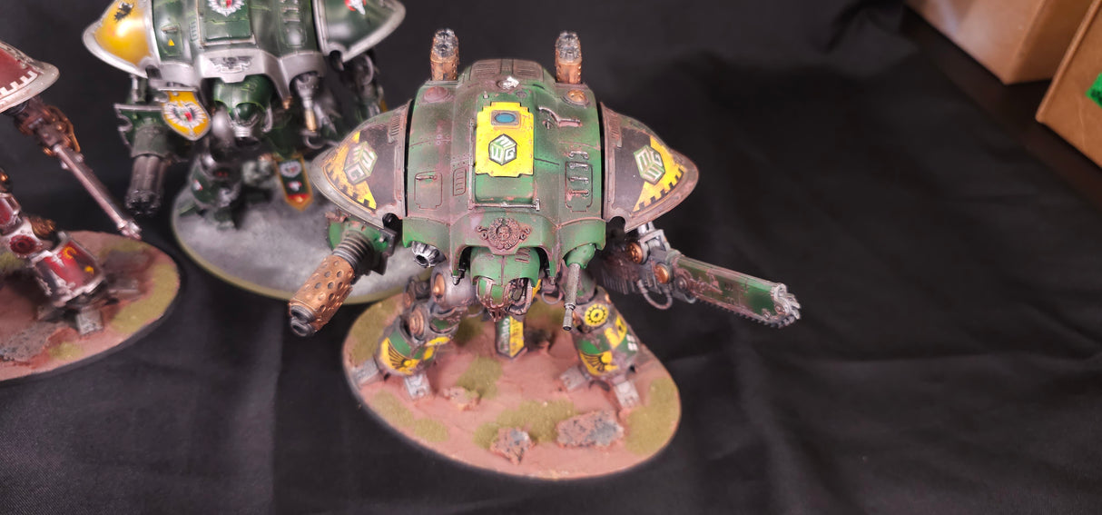 Warhammer 40,000 - Imperial Knights - 4 Beautifully Painted Knights