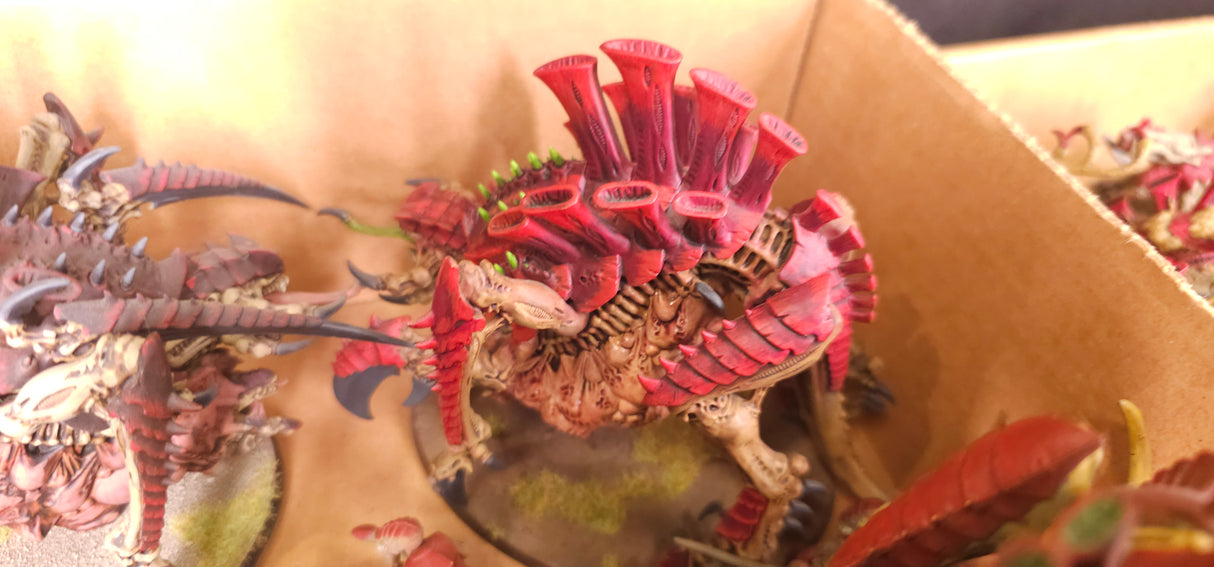 Warhammer 40,000 - Tyranids - Painted Tervigon & Swarm Army