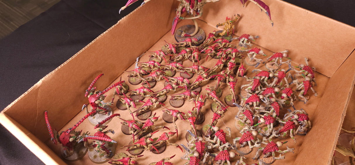 Warhammer 40,000 - Tyranids - Painted Swarm Army with Winged Hive Tyrant