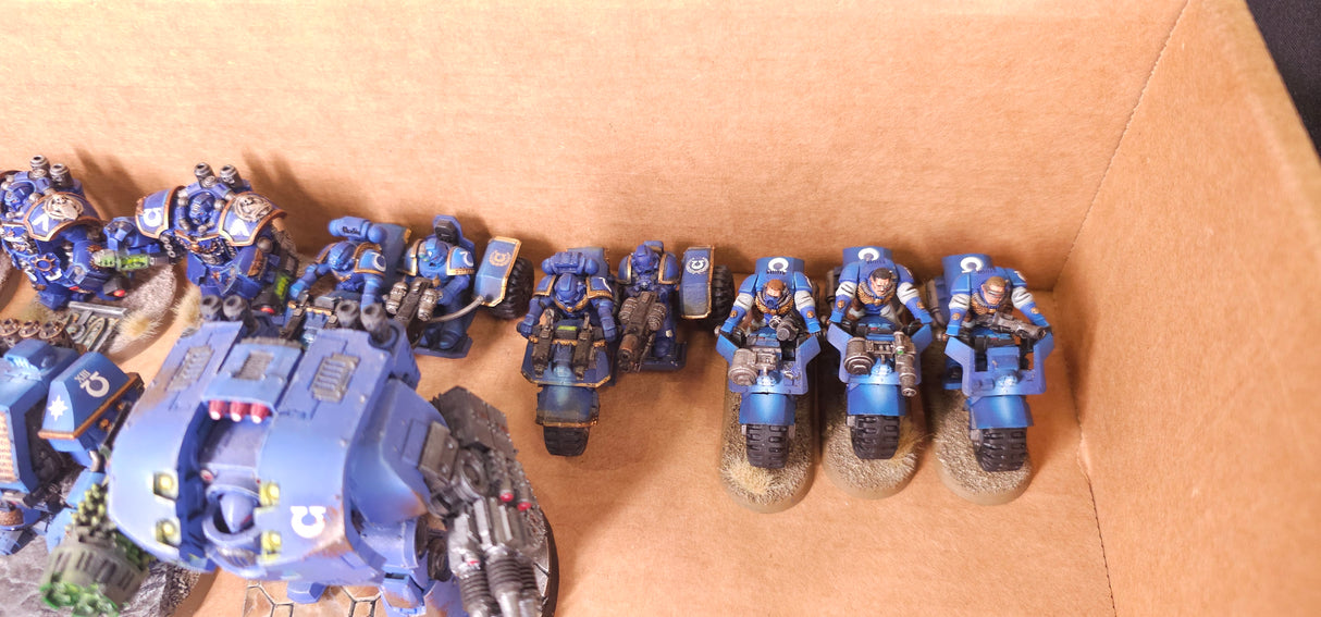 Warhammer 40,000 - Ultramarines - Painted Infantry, Vehicle & Aircraft Army