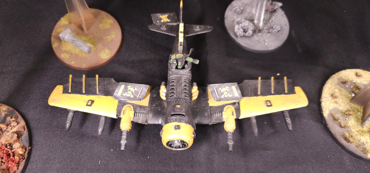Warhammer 40,000 - Orks - Painted Air Force Flyer Lot
