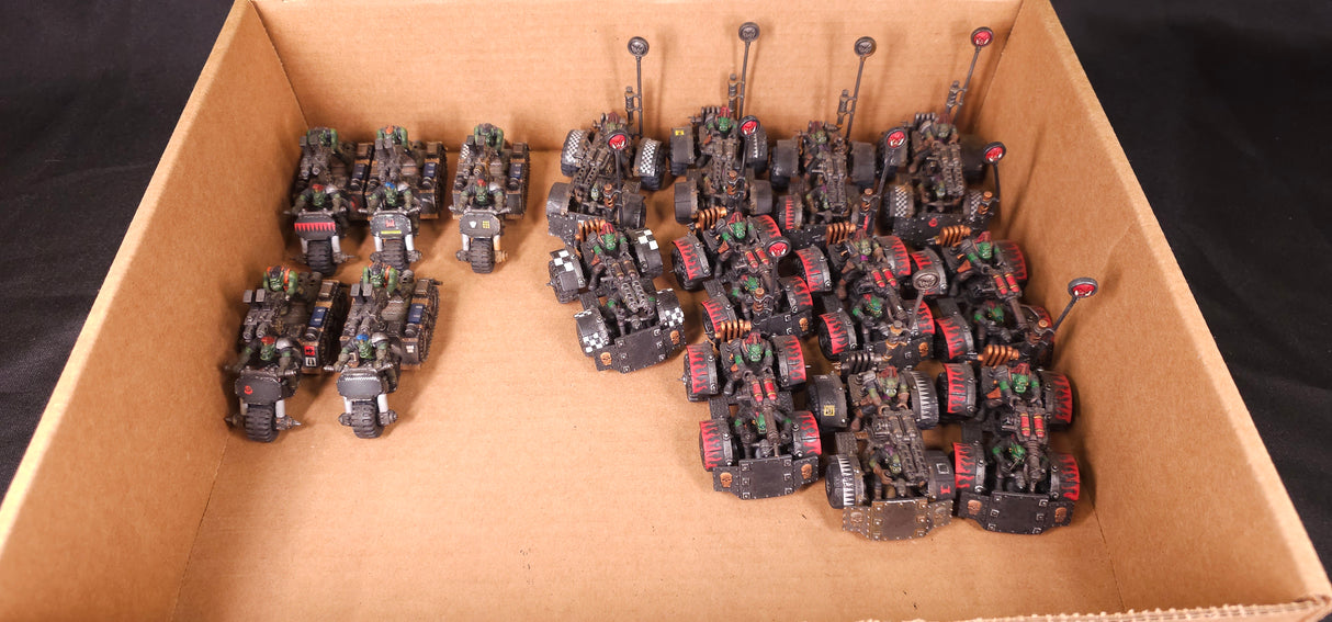 Warhammer 40,000 - Orks - Vintage Warbuggy & Wartrakk Vehicle Lot