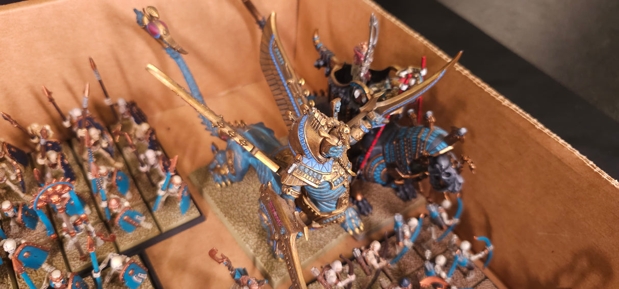 Warhammer: The Old World - Tomb Kings of Khemri - Painted Sphinx & Chariot Army