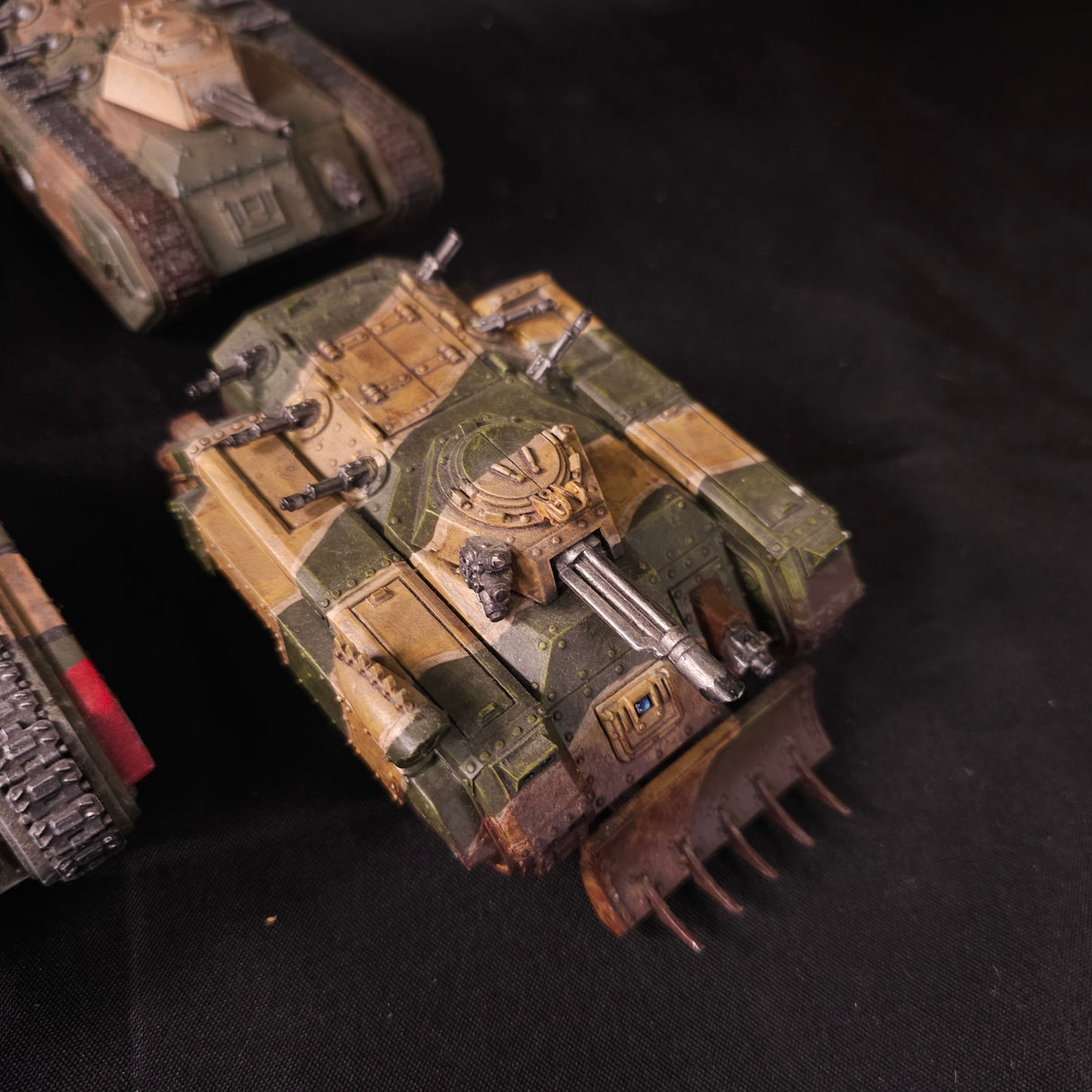 Warhammer 40,000 - Astra Militarum - Painted Chimera Transport Lot