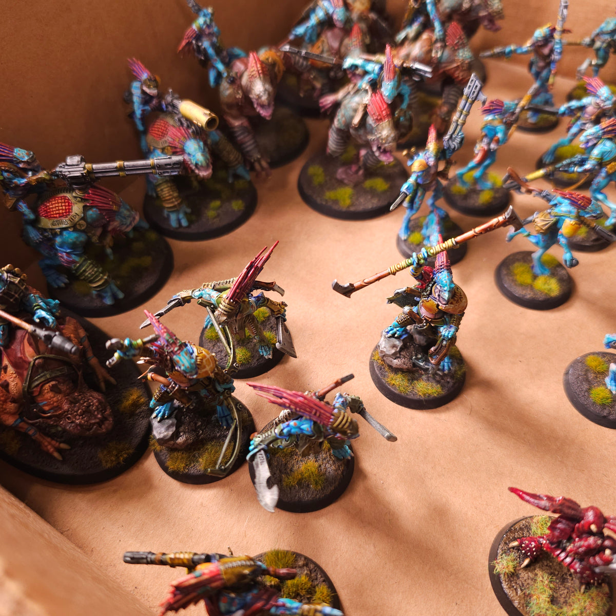 Warhammer 40,000 - T'au Empire - Painted Kroot & Vespid Army #2