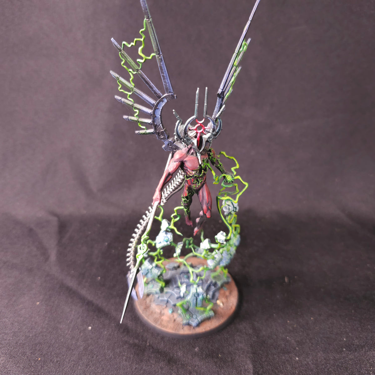 Warhammer 40,000 - Necrons - Painted C'tan & Tesseract Vault Collection