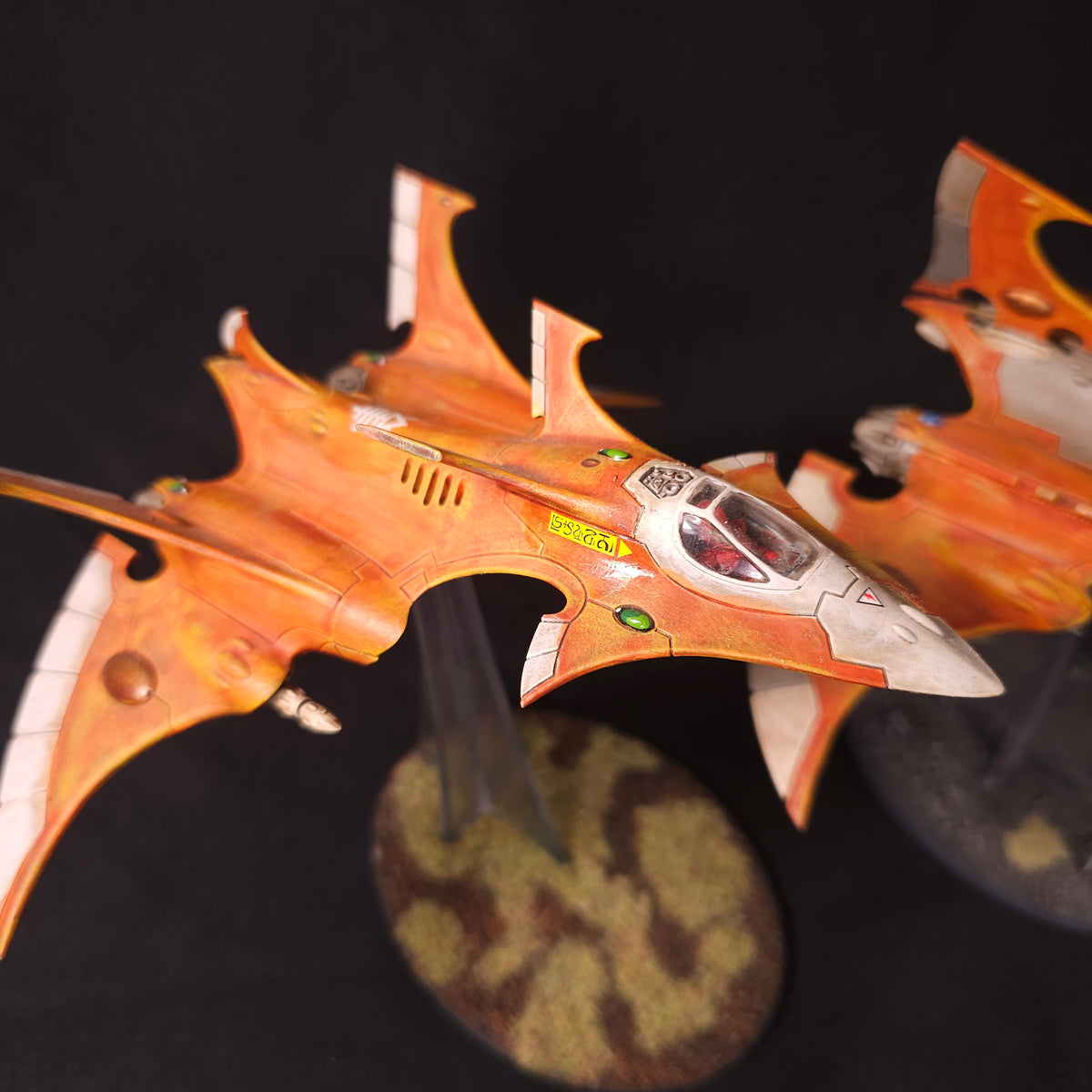 Warhammer 40,000 - Aeldari - Painted Flyer Pair
