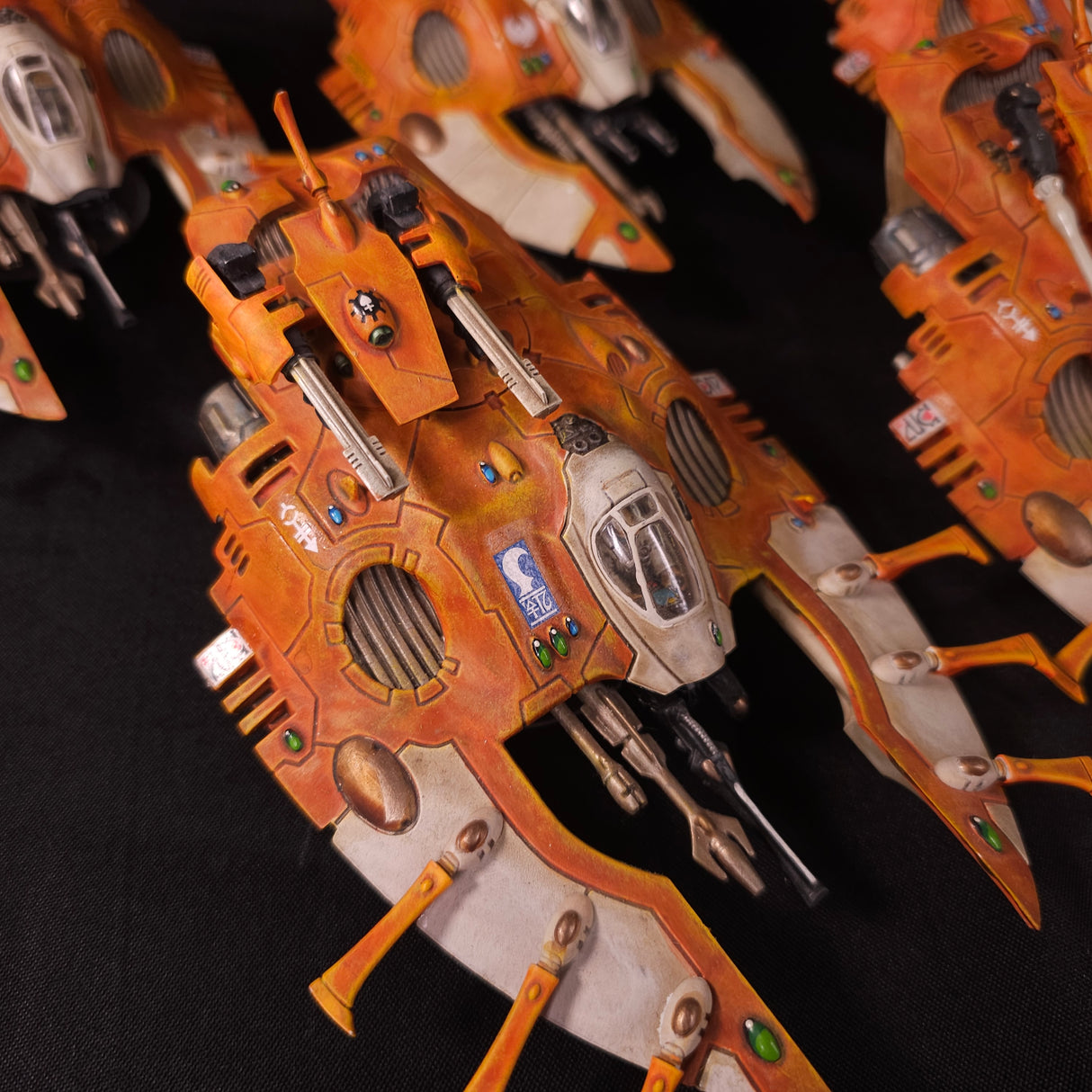 Warhammer 40,000 - Aeldari - Painted Wave Serpent Transport Lot