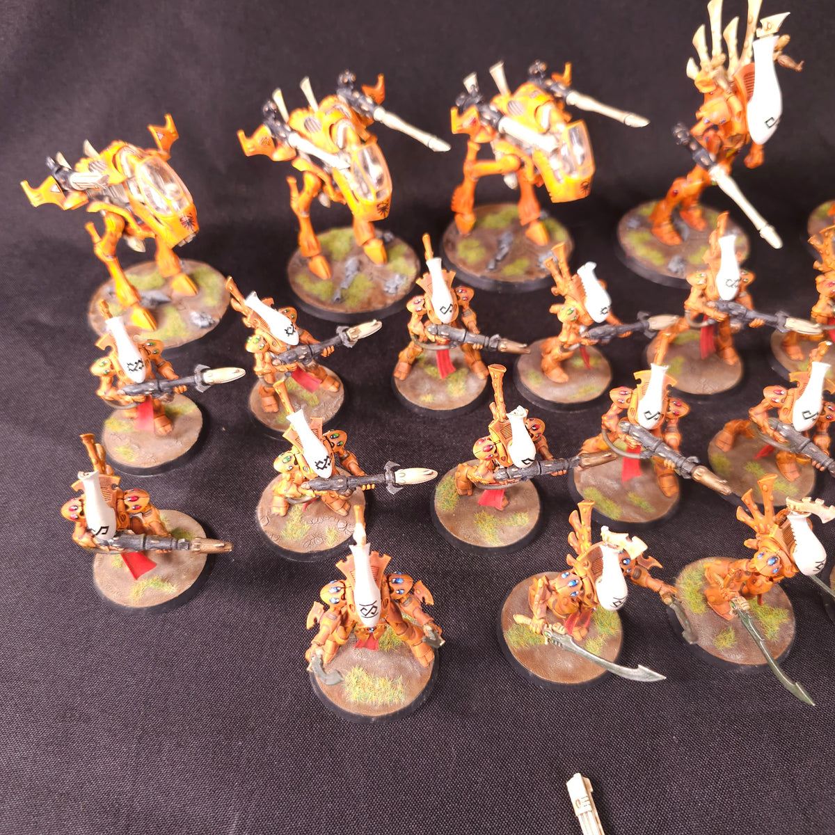 Warhammer 40,000 - Aeldari - Painted Wraith Army