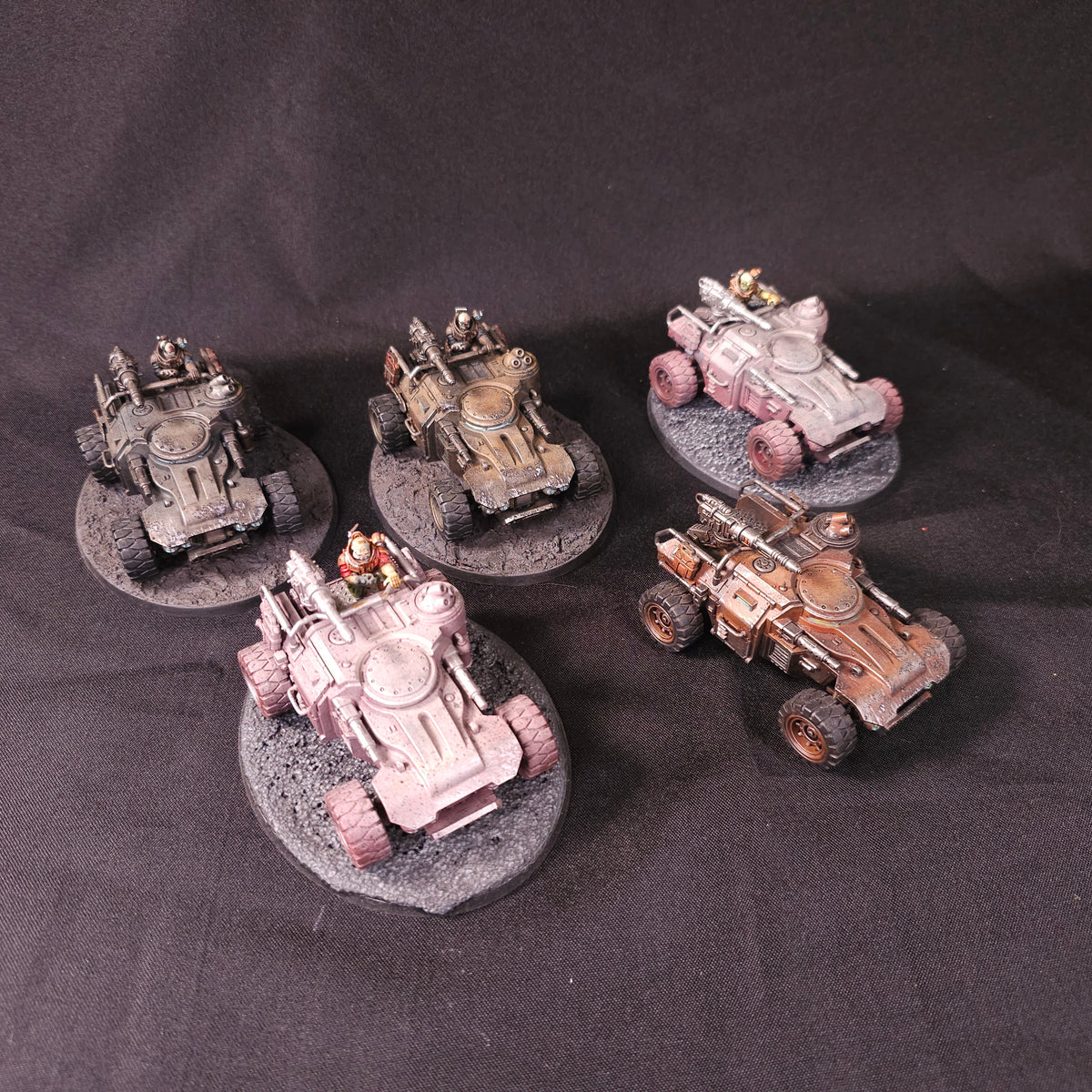 Warhammer 40,000 - Genestealer Cults - Painted Achilles Ridgerunner Vehicle Lot