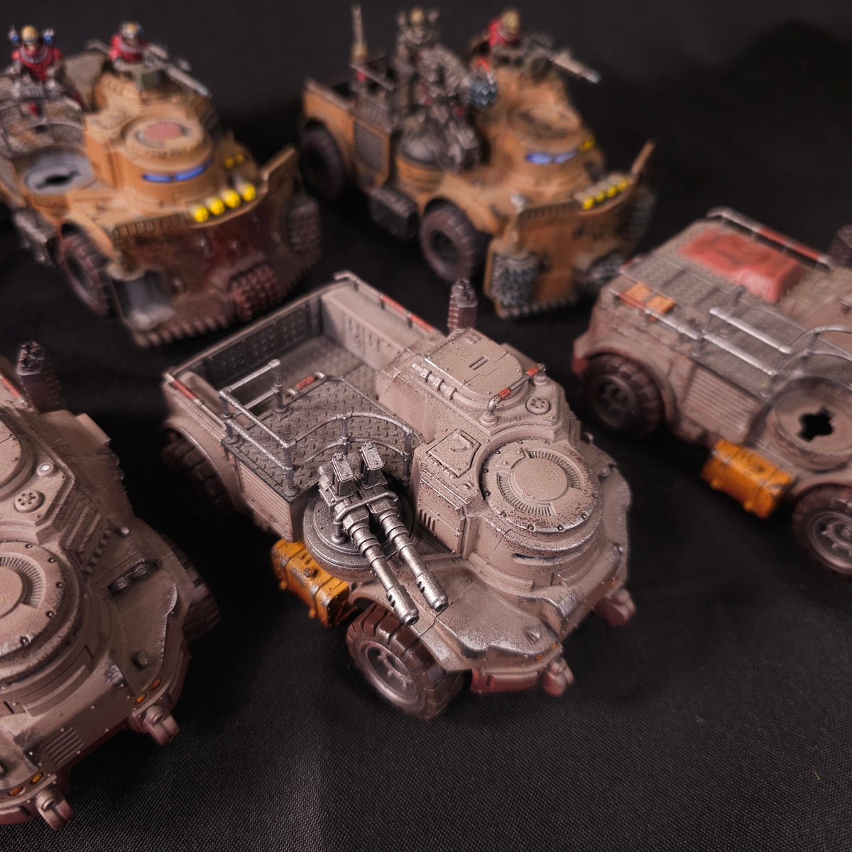 Warhammer 40,000 - Genestealer Cults - Painted Goliath Truck & Rockgrinder Vehicle Lot