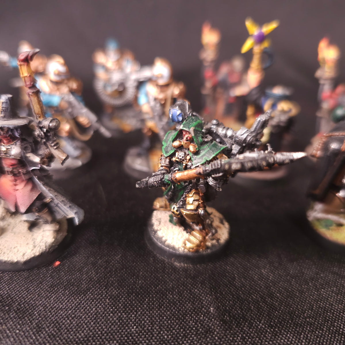 Warhammer 40,000 - Imperial Agents - Inquisitors, Rogue Trader & Character Collection