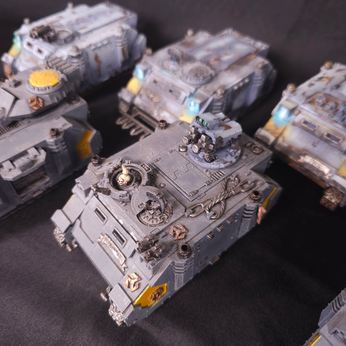 Warhammer 40,000 - Space Wolves - Painted Rhino, Razorback & Predator Vehicle Lot