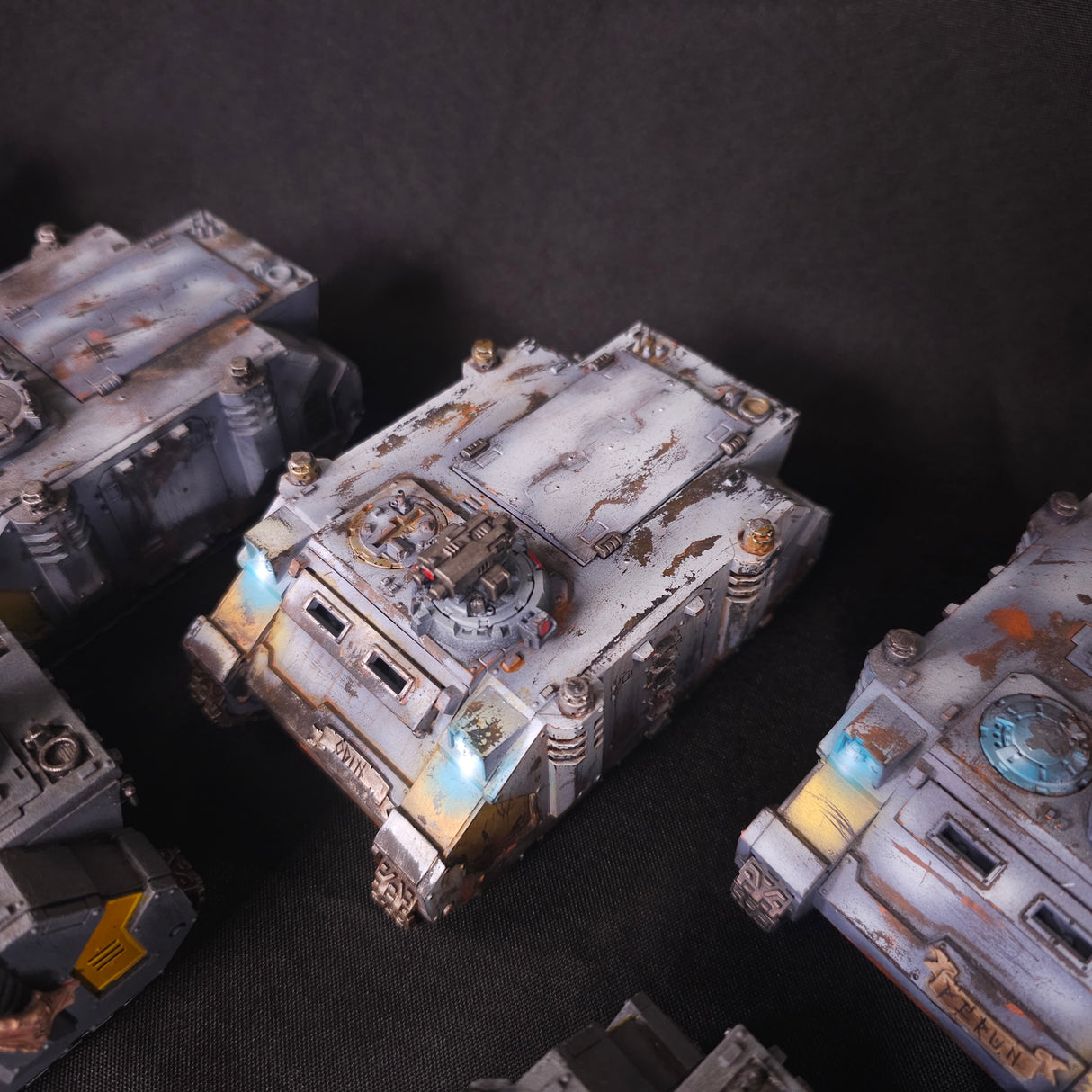 Warhammer 40,000 - Space Wolves - Painted Rhino, Razorback & Predator Vehicle Lot