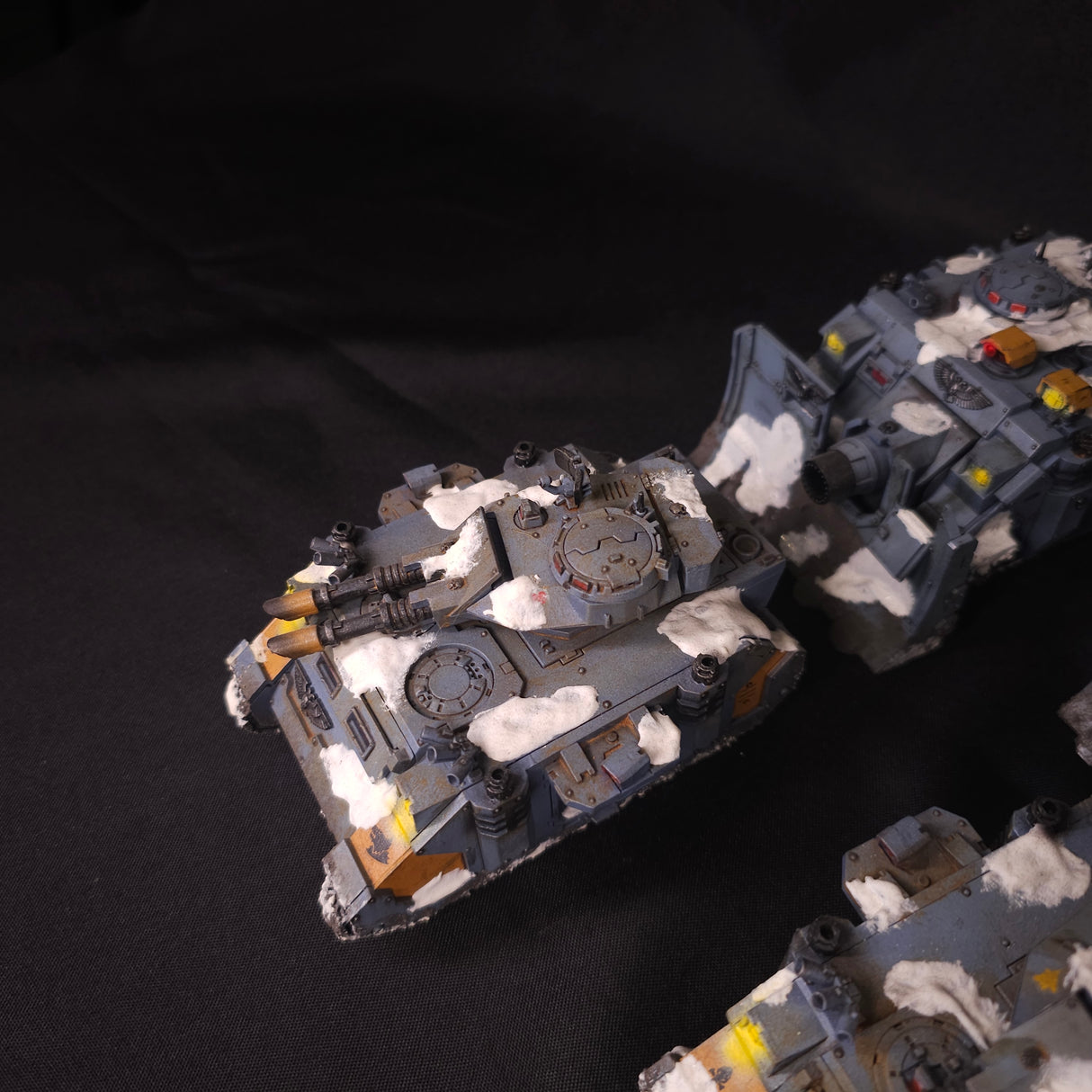 Warhammer 40,000 - Space Wolves - Painted Predator & Vindicator Tank Lot