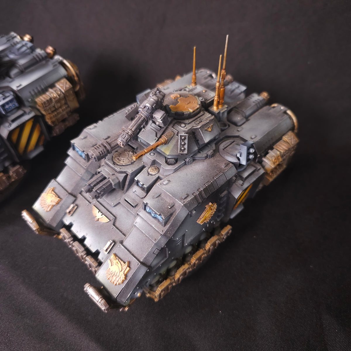 Warhammer 40,000 - Space Wolves - Painted Repulsor Vehicle Pair