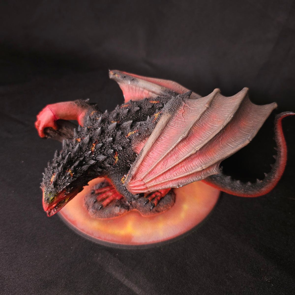 Warhammer Fantasy - Monstrous Arcanum - Painted Forge World Magma Dragon