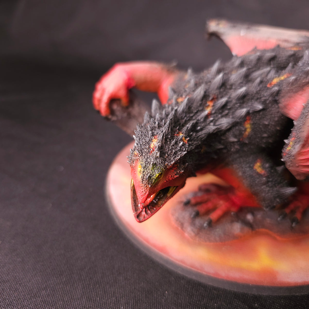 Warhammer Fantasy - Monstrous Arcanum - Painted Forge World Magma Dragon