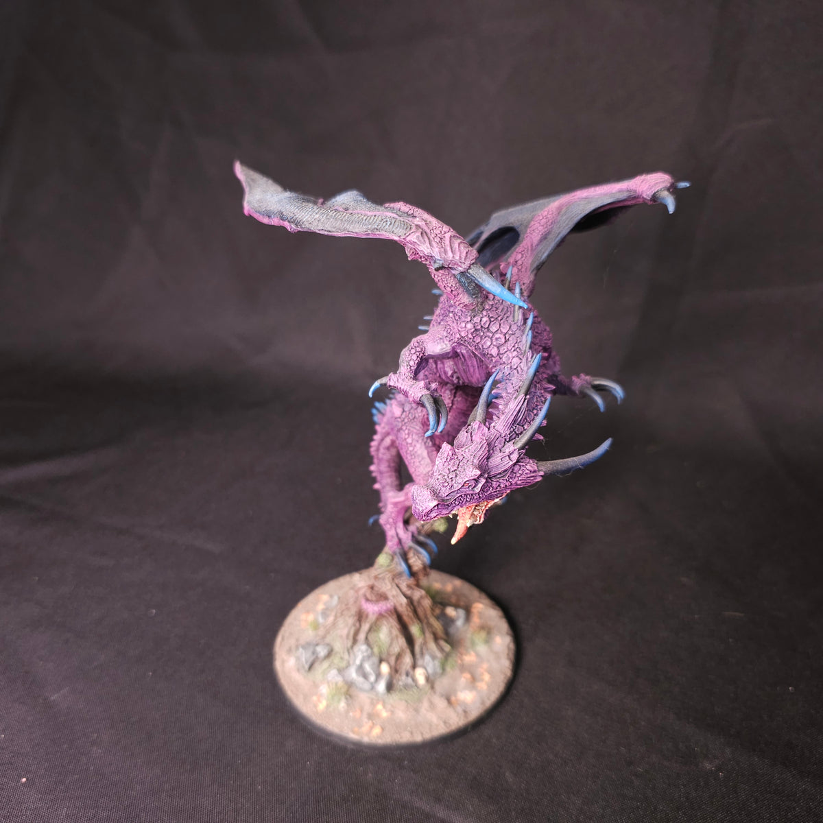 Warhammer Fantasy - Monsters - Painted Forge World Carmine Dragon