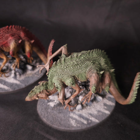 Warhammer Fantasy - Monstrous Arcanum - Painted Forge World Basilisk Pair