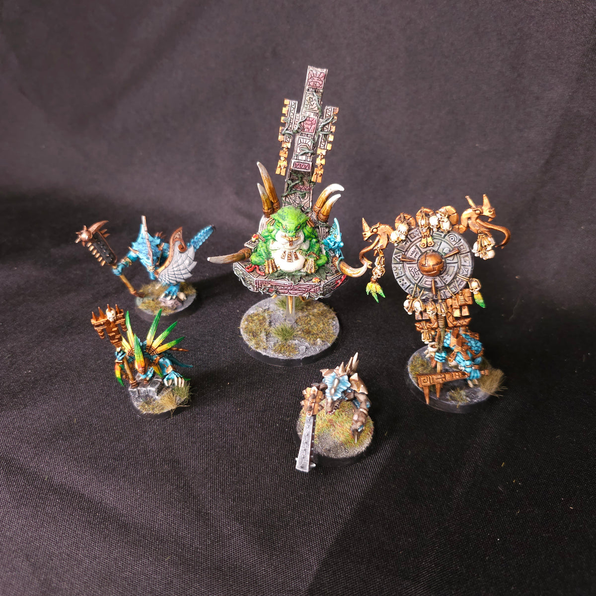 Age of Sigmar / The Old World - Seraphon / Lizardmen - Painted Slann and Heroes