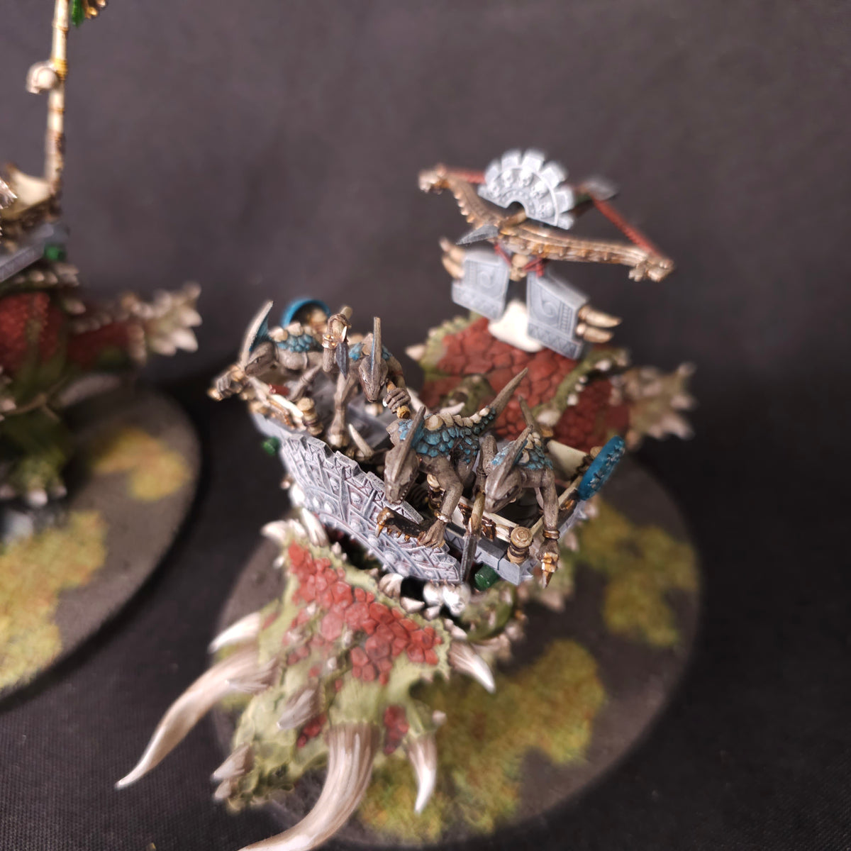 Age of Sigmar / The Old World - Seraphon / Lizardmen - Painted Stegadon and Bastiladon Monsters