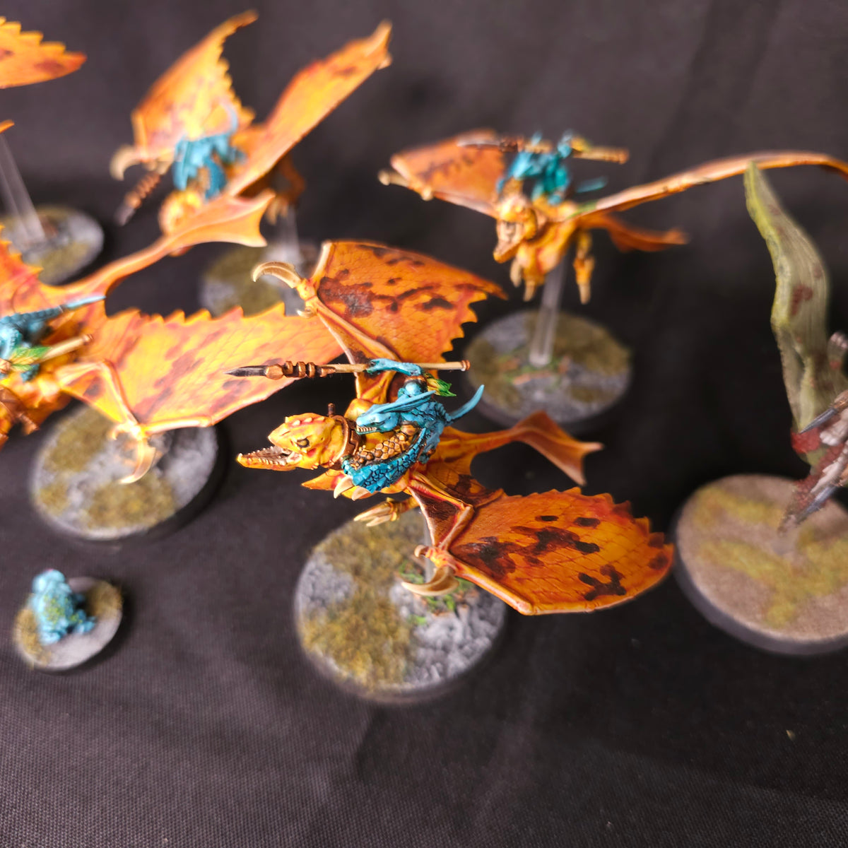 Age of Sigmar / The Old World - Seraphon / Lizardmen - Painted Flying Riders