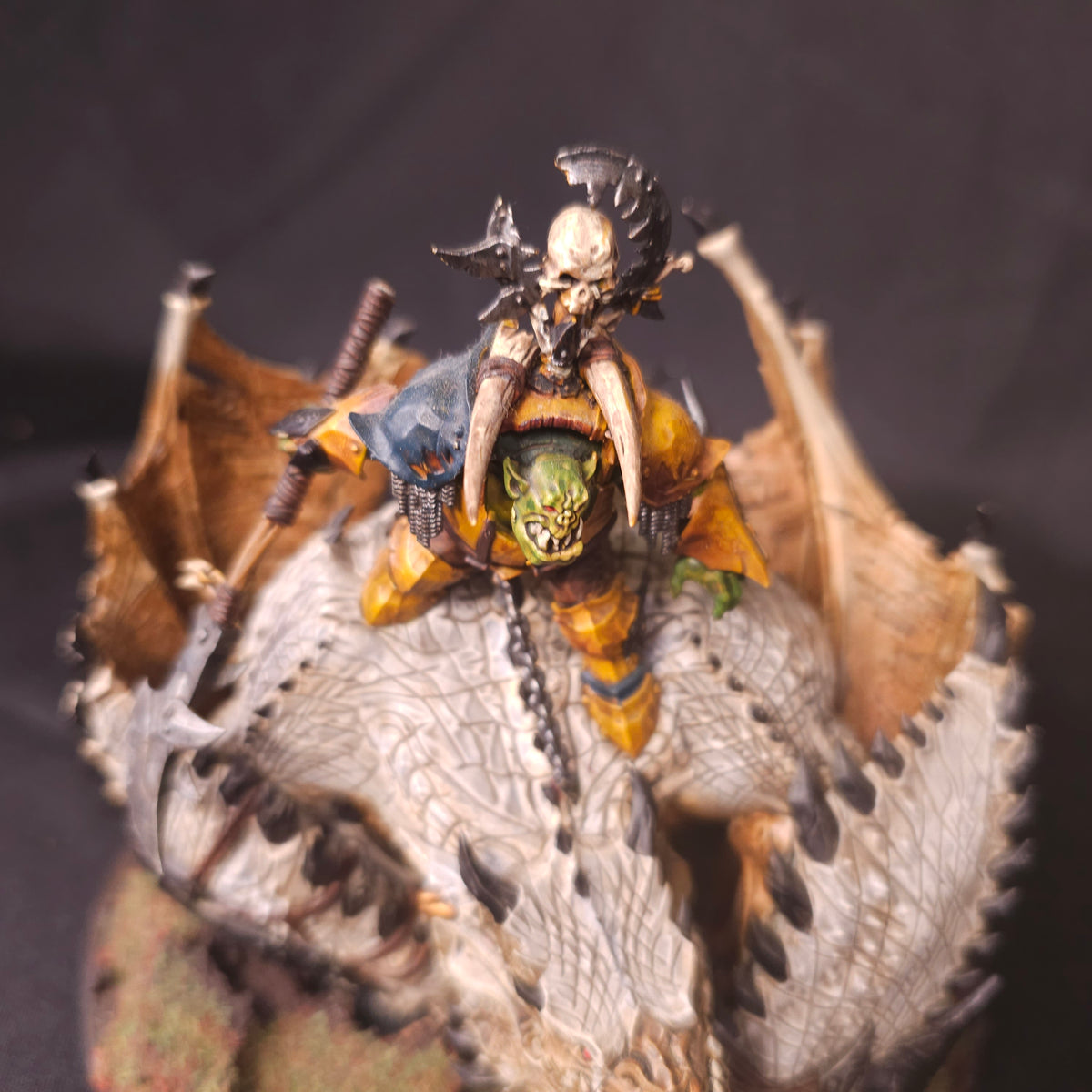 Age of Sigmar - Ironjawz - Painted Megaboss on Maw-krusha