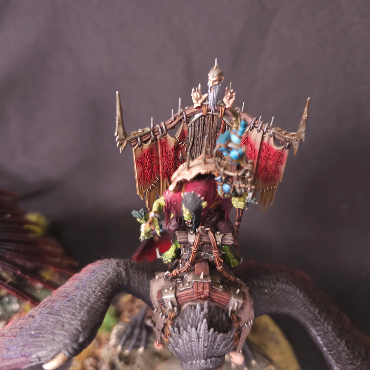 Age of Sigmar - Kruleboyz - Painted Vulcha Centerpieces
