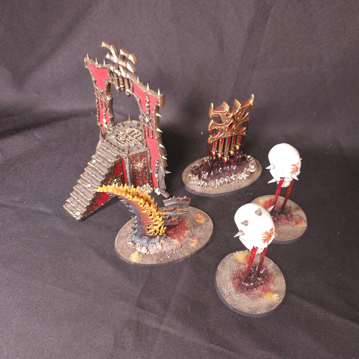 Age of Sigmar - Blades of Khorne - Painted Skull Altar and Judgements