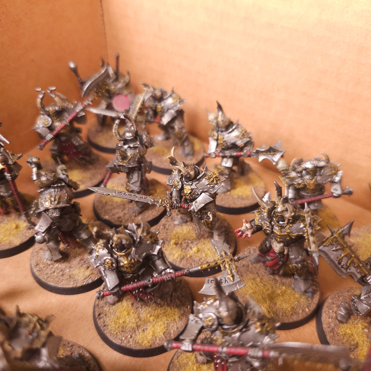 Age of Sigmar - Slaves to Darkness - Painted Chaos Chosen Infantry