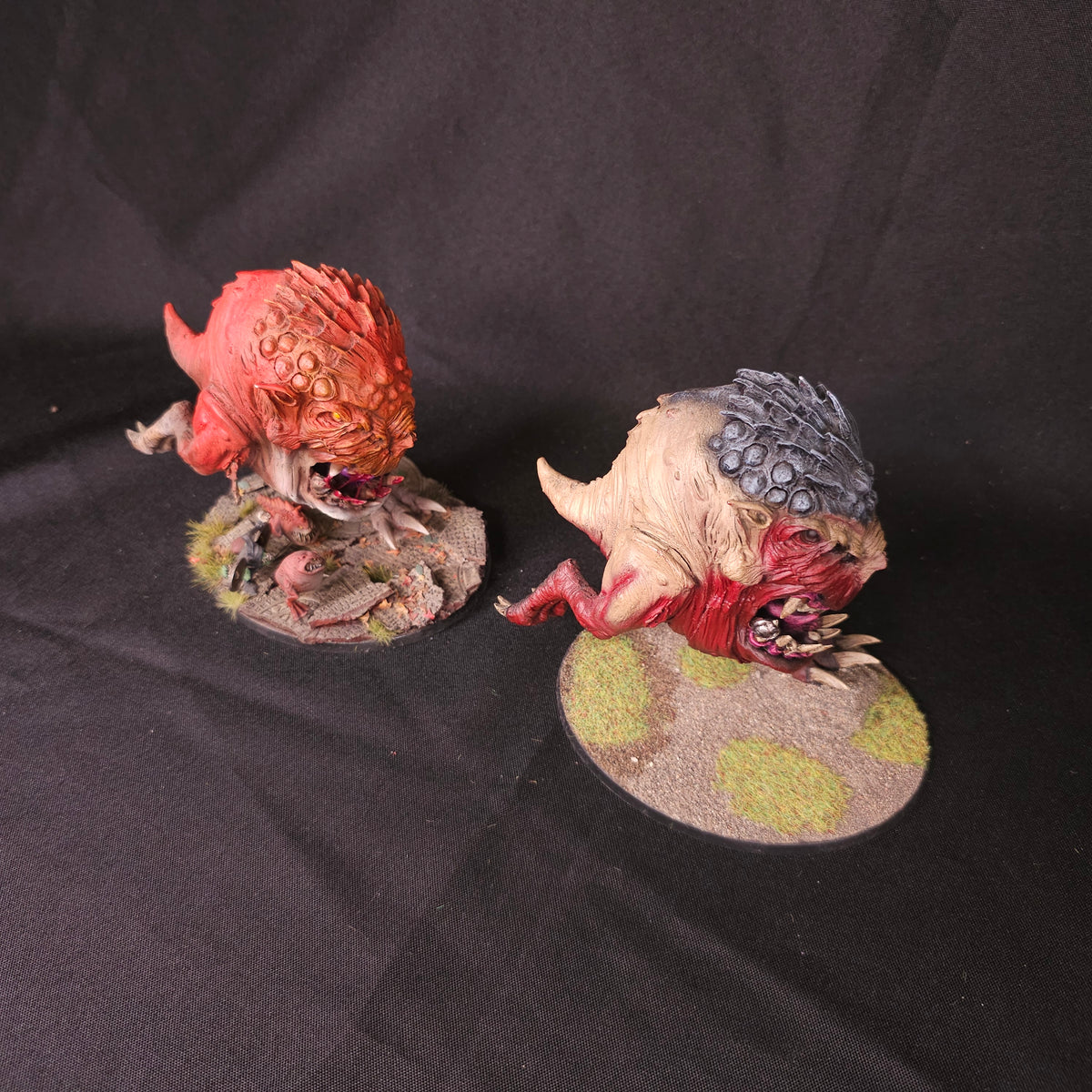 Age of Sigmar - Gloomspite Gitz - High Quality Painted Colossal Squig Pair