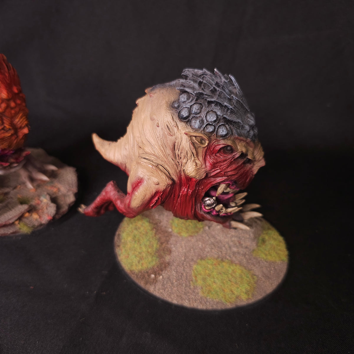 Age of Sigmar - Gloomspite Gitz - High Quality Painted Colossal Squig Pair