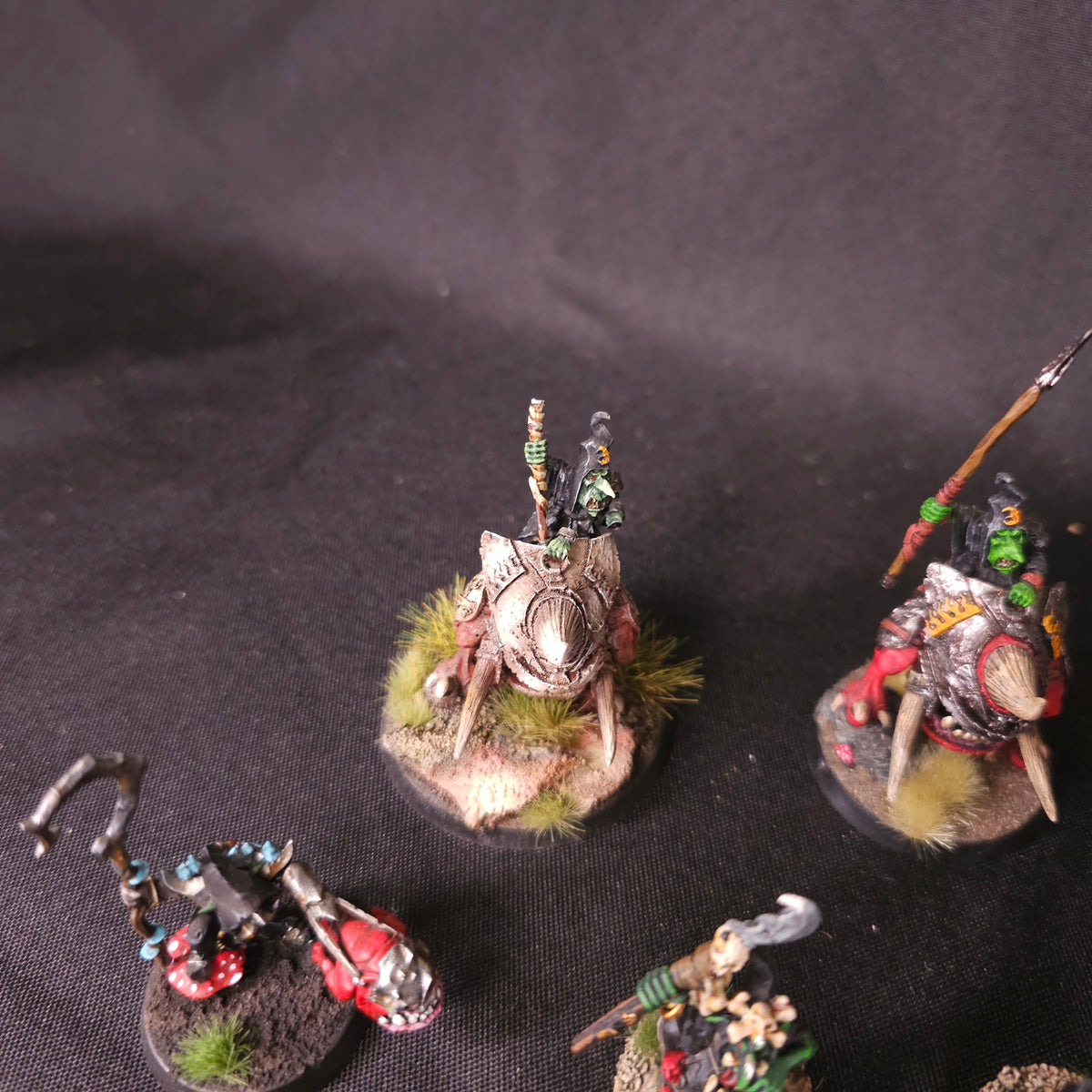 Age of Sigmar - Gloomspite Gitz - Painted Loonbosses, Shamans and Classic Characters