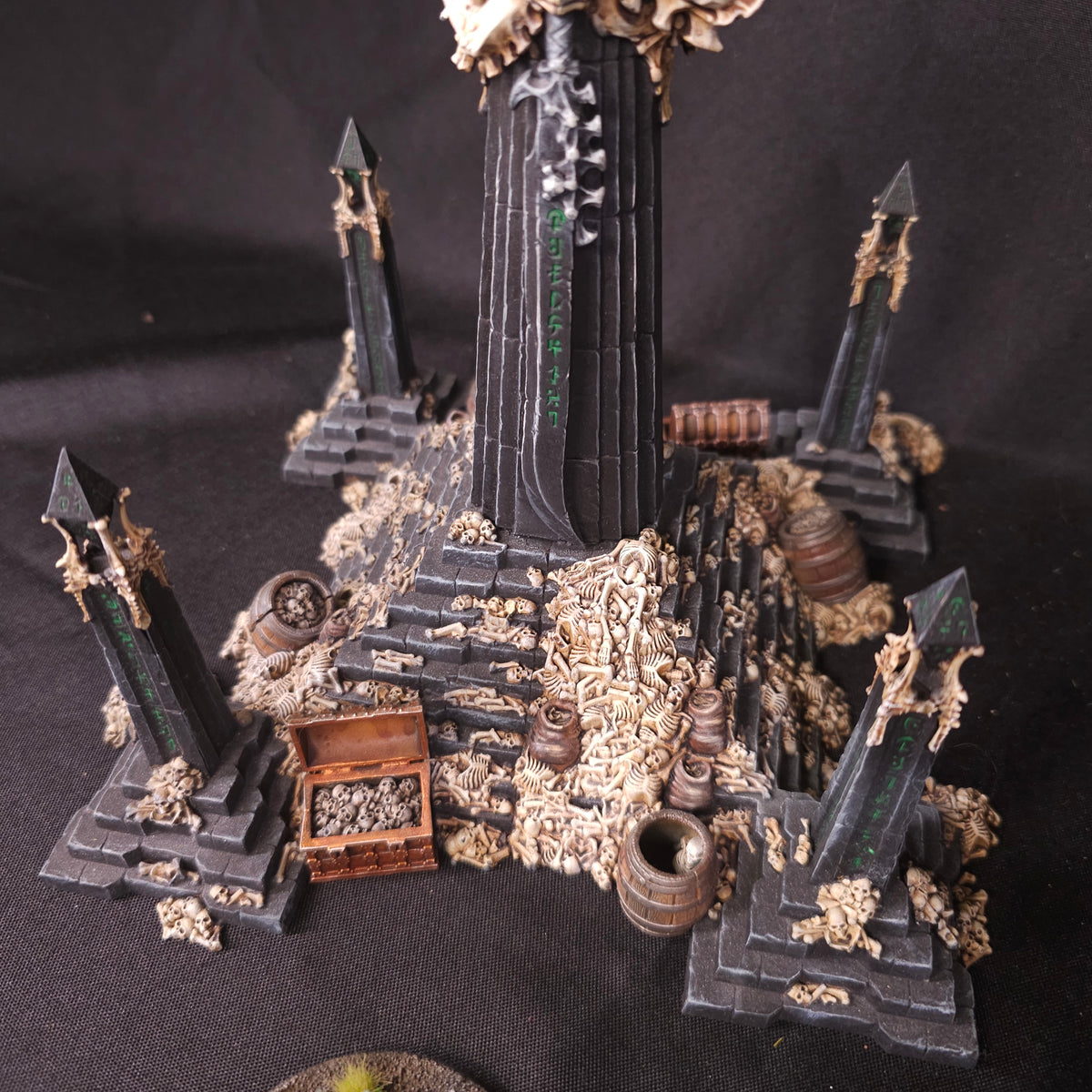 Age of Sigmar - Ossiarch Bonereapers - Painted Bone Tithe Nexus and Endless Spells