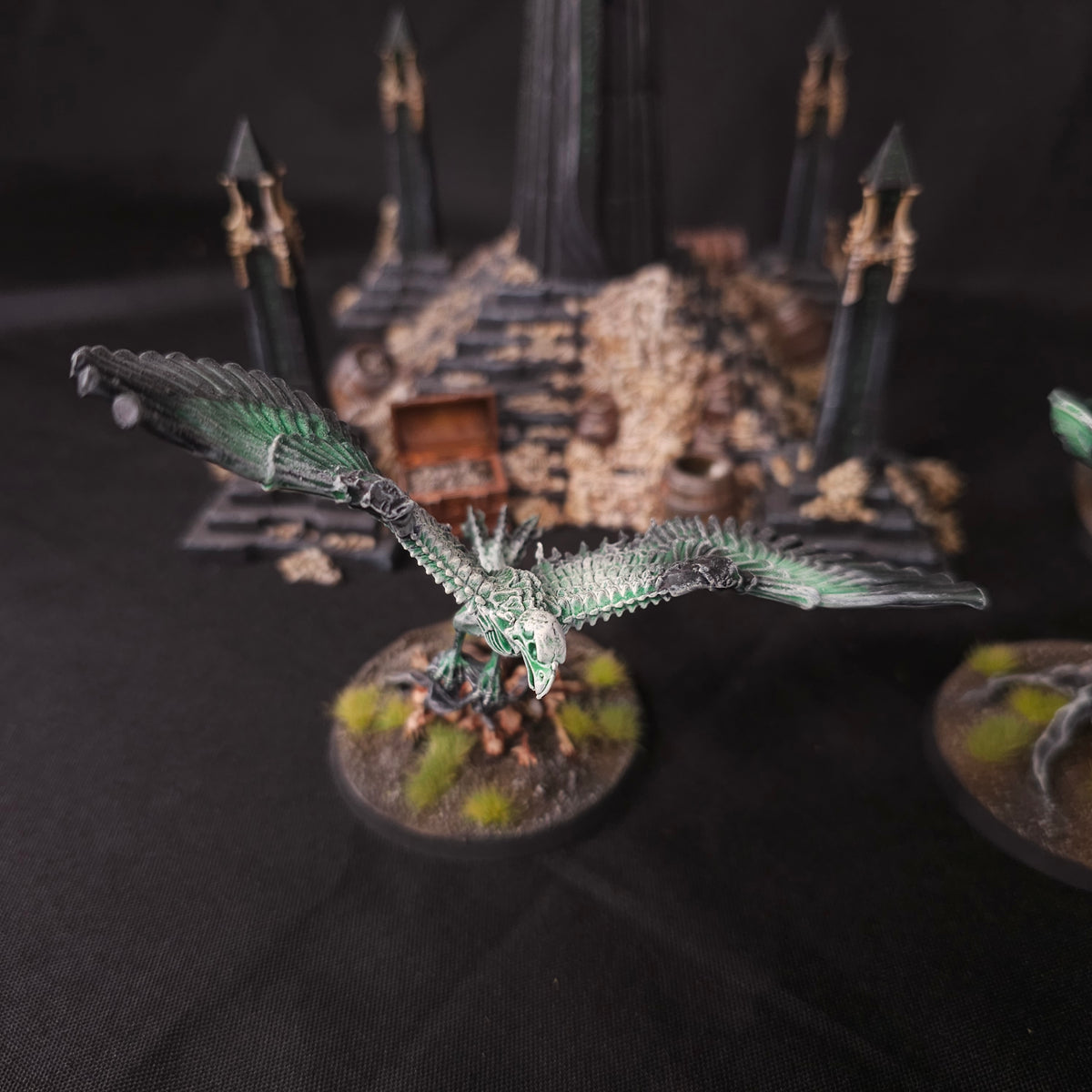 Age of Sigmar - Ossiarch Bonereapers - Painted Bone Tithe Nexus and Endless Spells