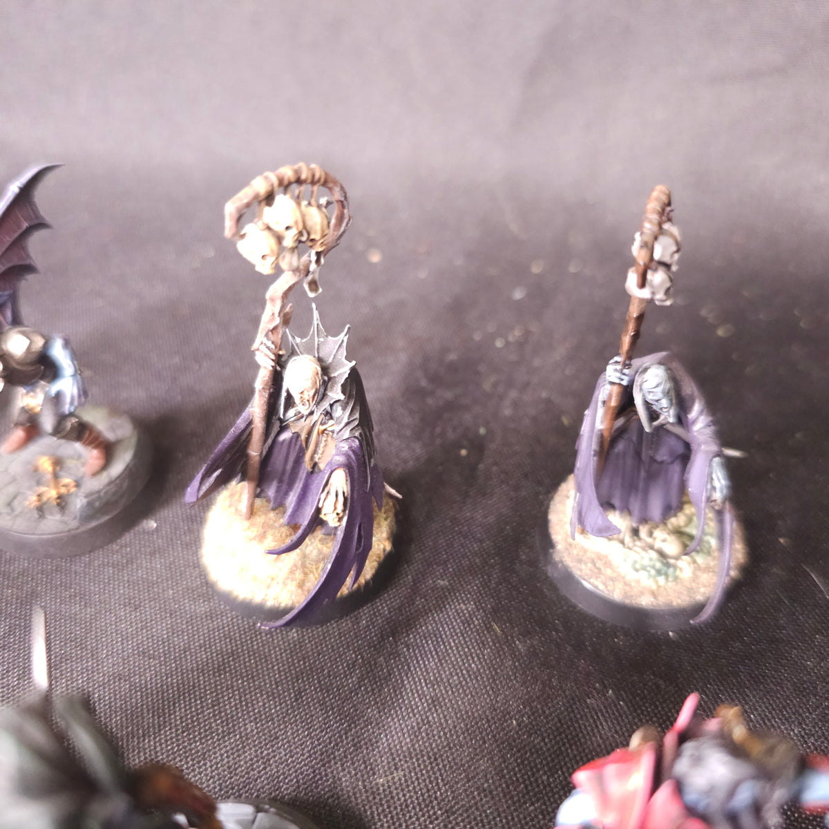 Age of Sigmar / The Old World - Soulblight Gravelords / Vampire Counts - Painted Vampire and Necromancer Characters