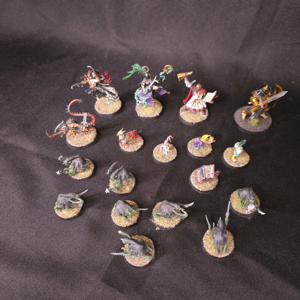 Warhammer Quest - Silver Tower - Painted Miniatures and Incomplete Game Components