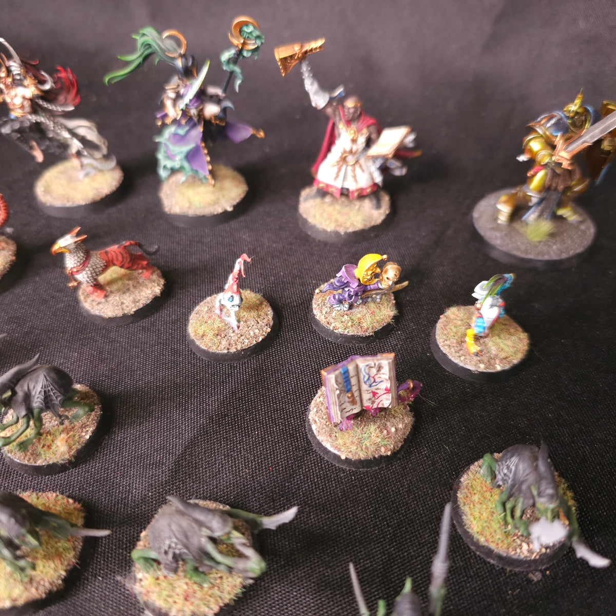 Warhammer Quest - Silver Tower - Painted Miniatures and Incomplete Game Components