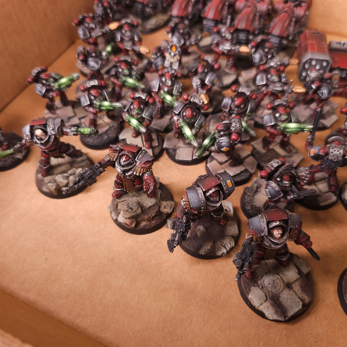 Word Bearers L041 — detail or alternate view 3